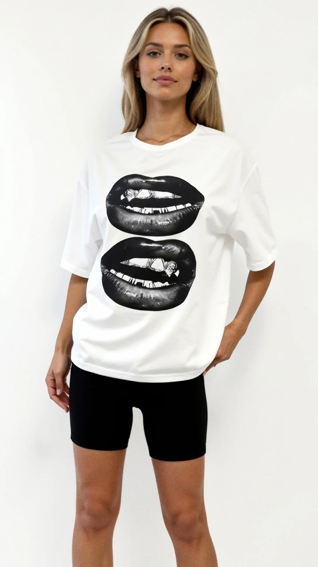 Natalia Oversized Graphic T-Shirt - Nurns