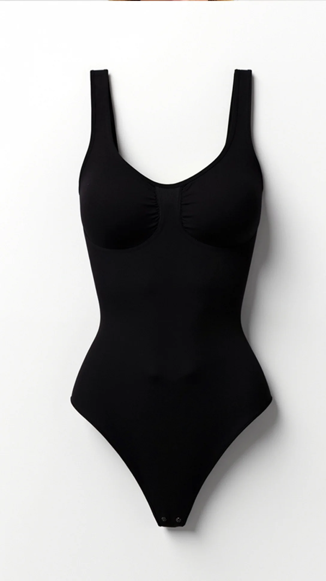 Seamless Scoop Neck Thong Bodysuit - Nurns