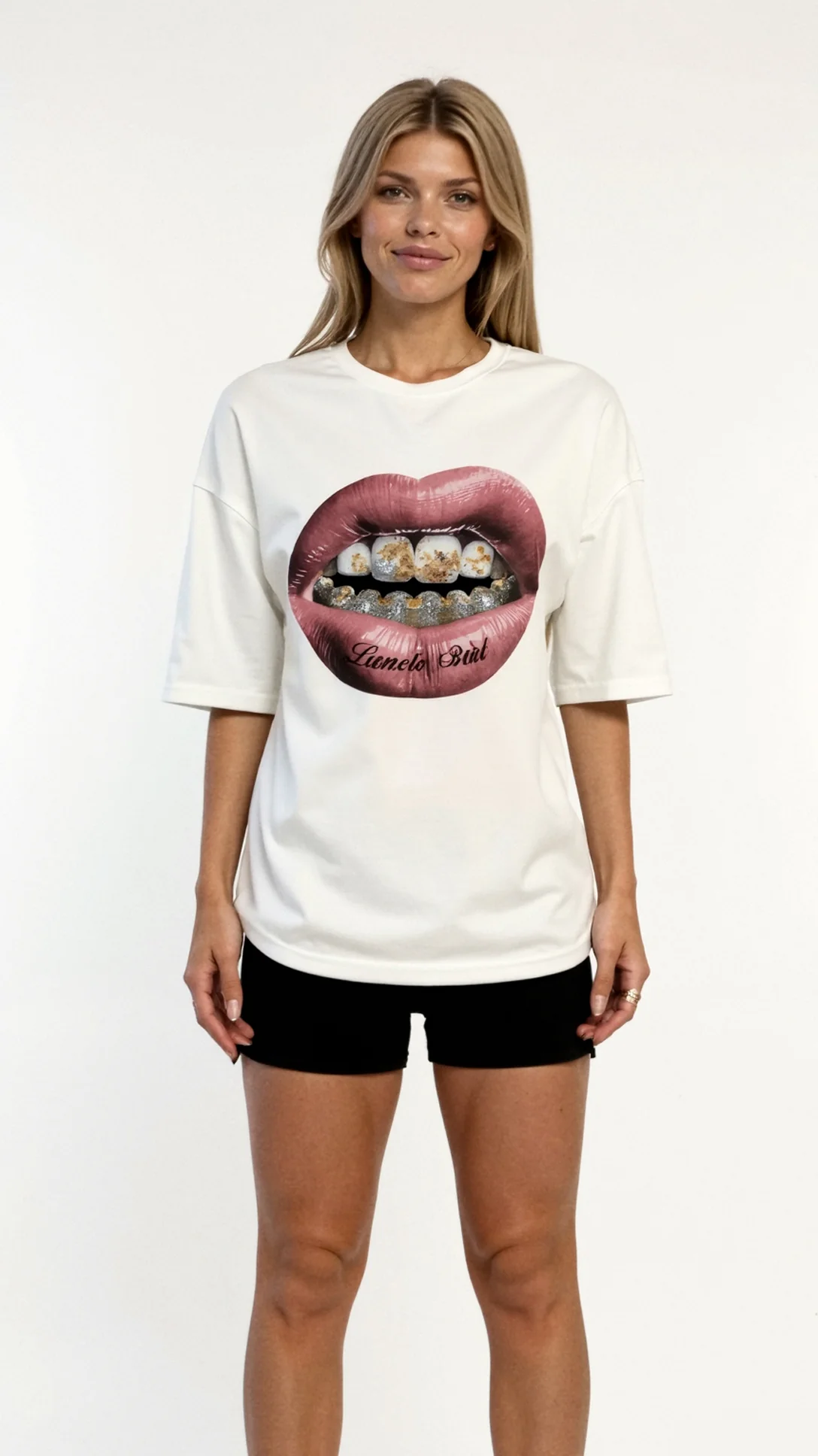 Natalia Oversized Graphic T-Shirt - Nurns