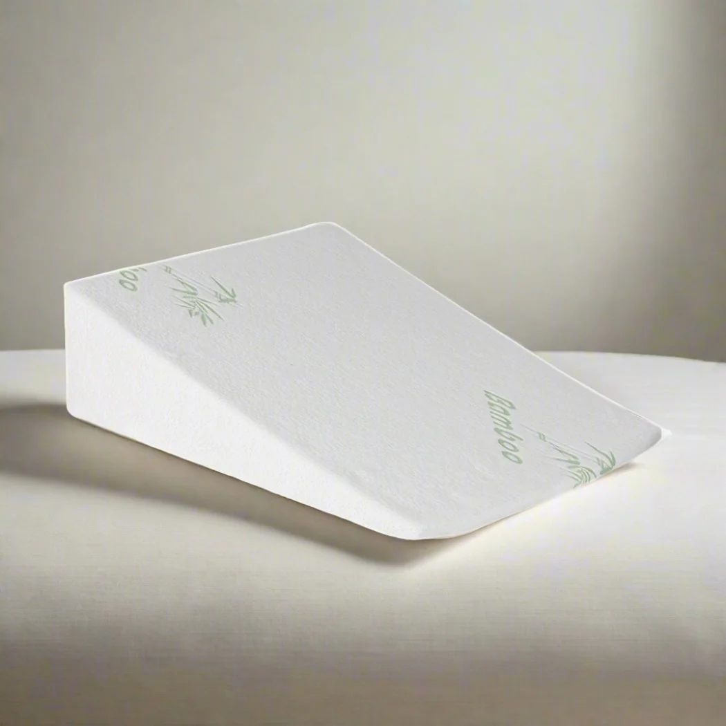 19cm Bedding Wedge Pillow Memory Foam - White - Nurns