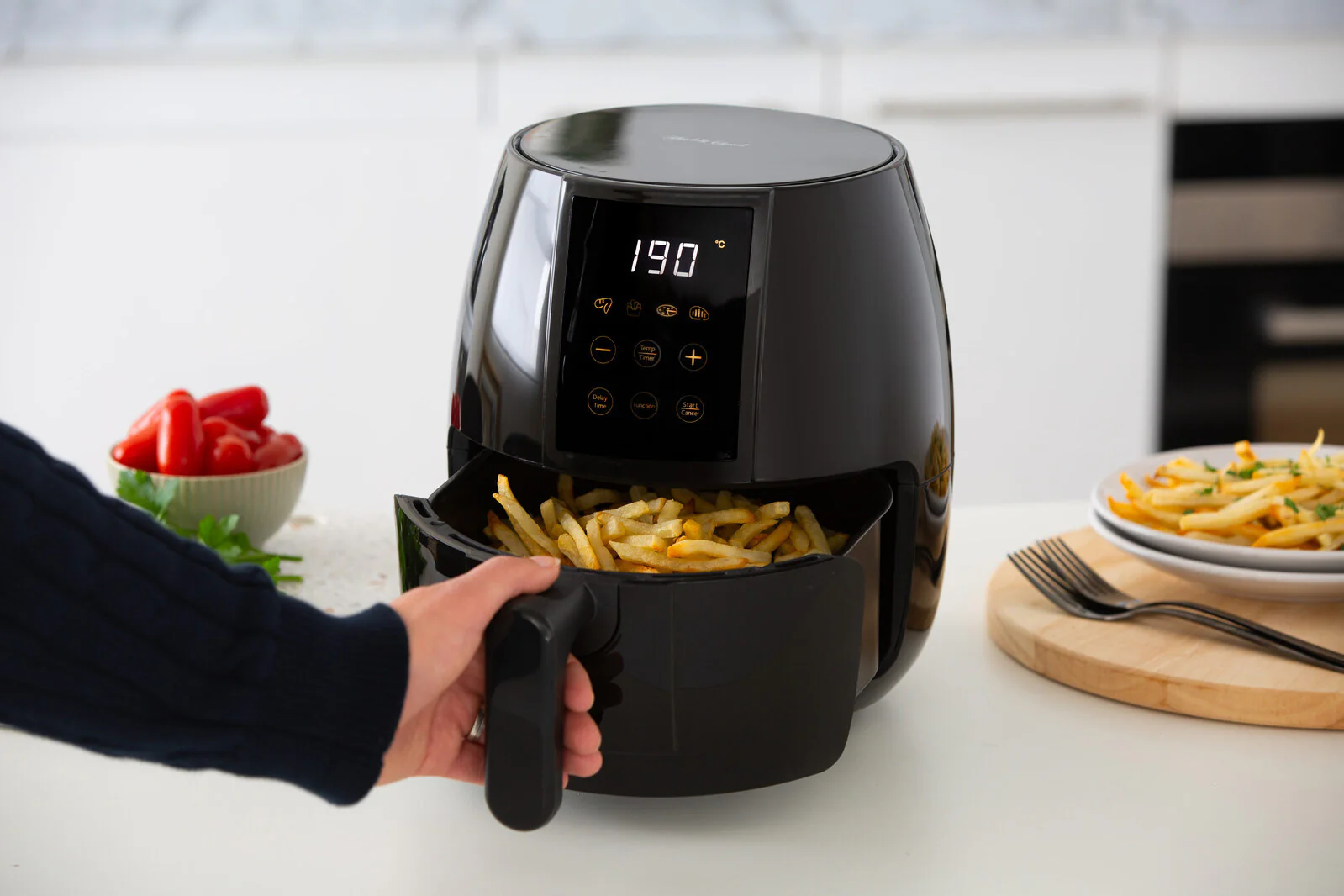 3L Digital Air Fryer with 200 C, Non-Stick & Removable Basket - Nurns