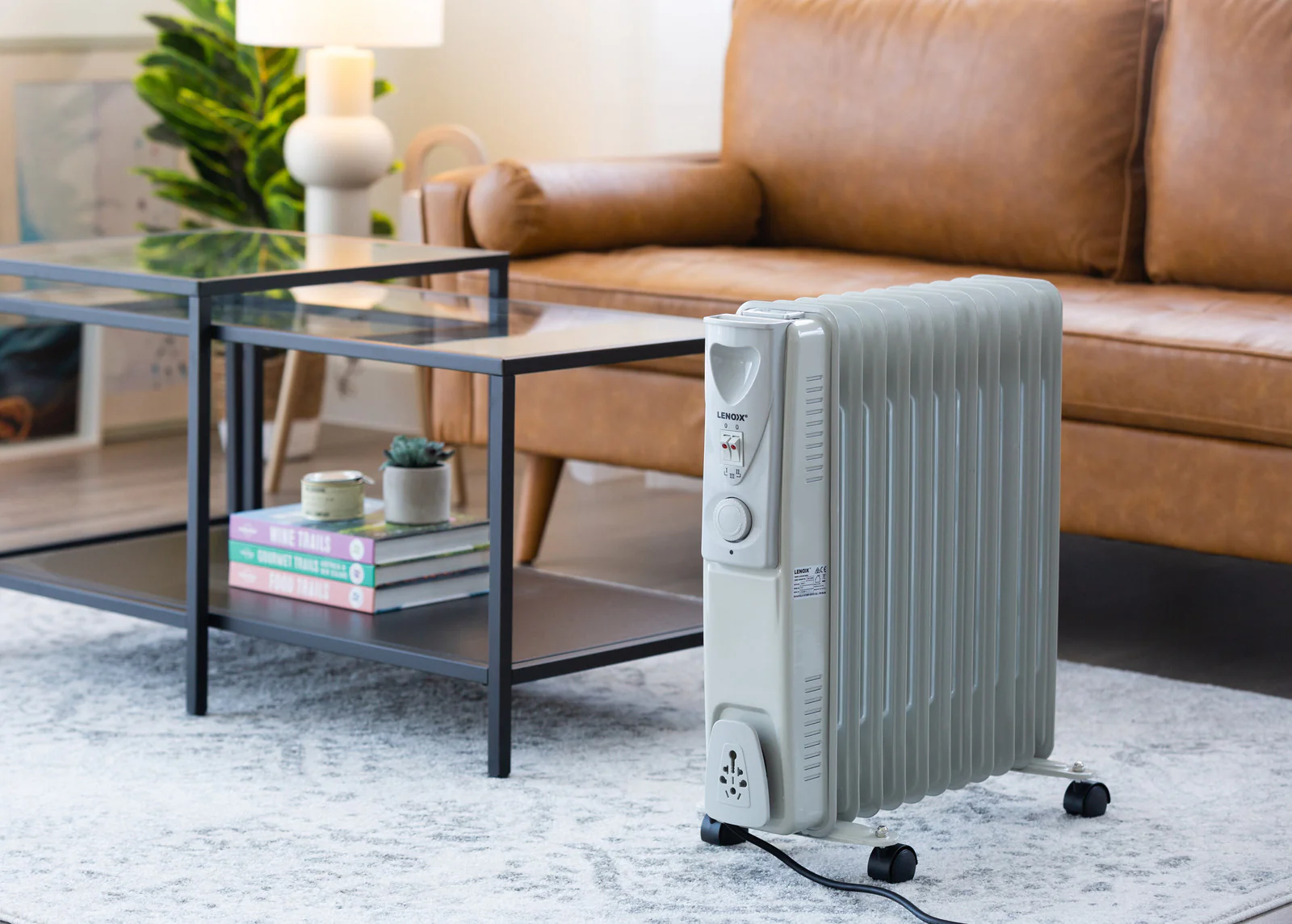 11-Fin Oil Column Heater 2400W w/ 3 Heat Settings & Wheels - Nurns