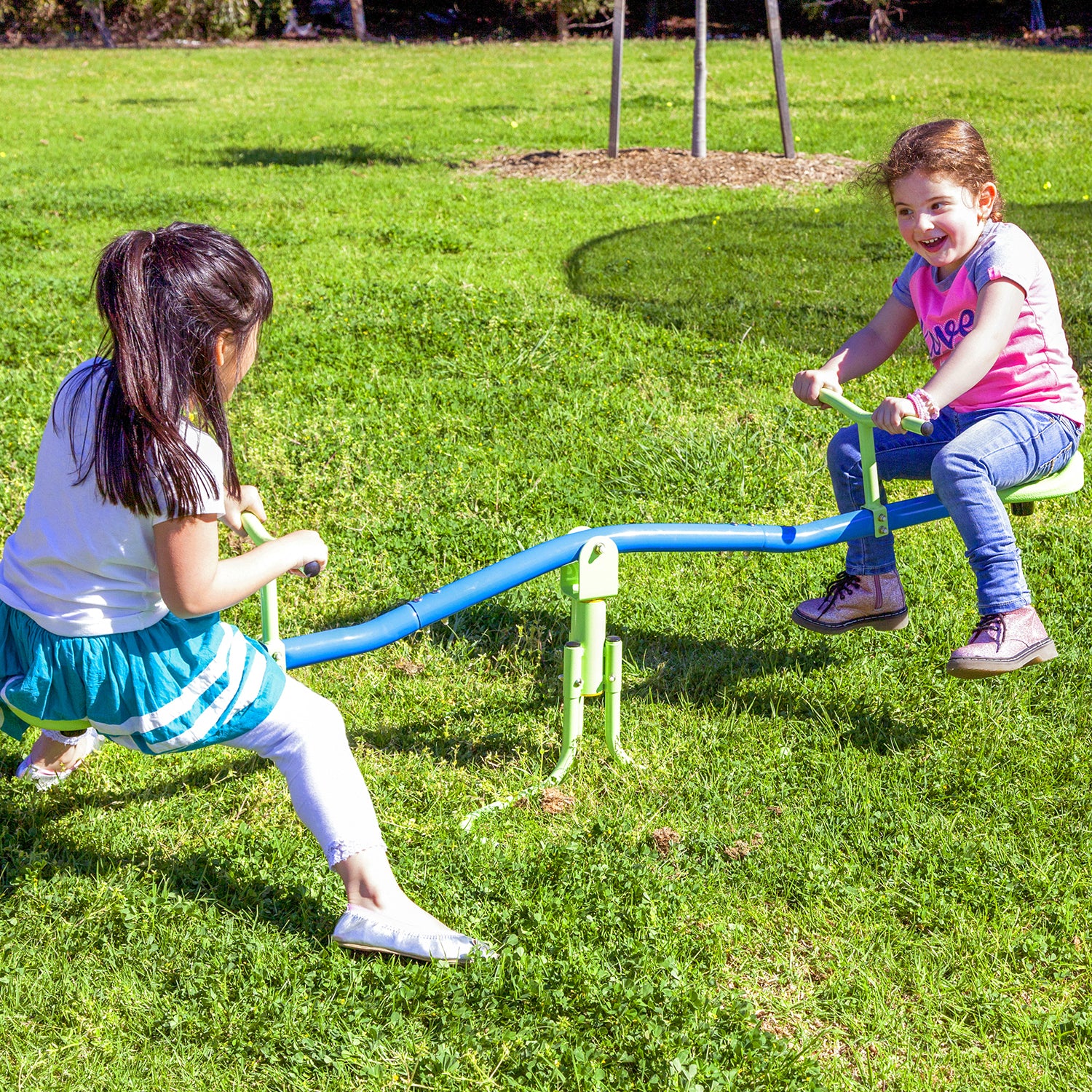 Kids Twirl See Saw - Nurns