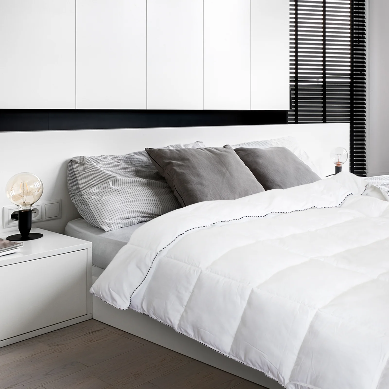 Queen Royal Comfort Bamboo Blend Quilt 250GSM Luxury Duvet 100% Cotton Cover - White - Nurns