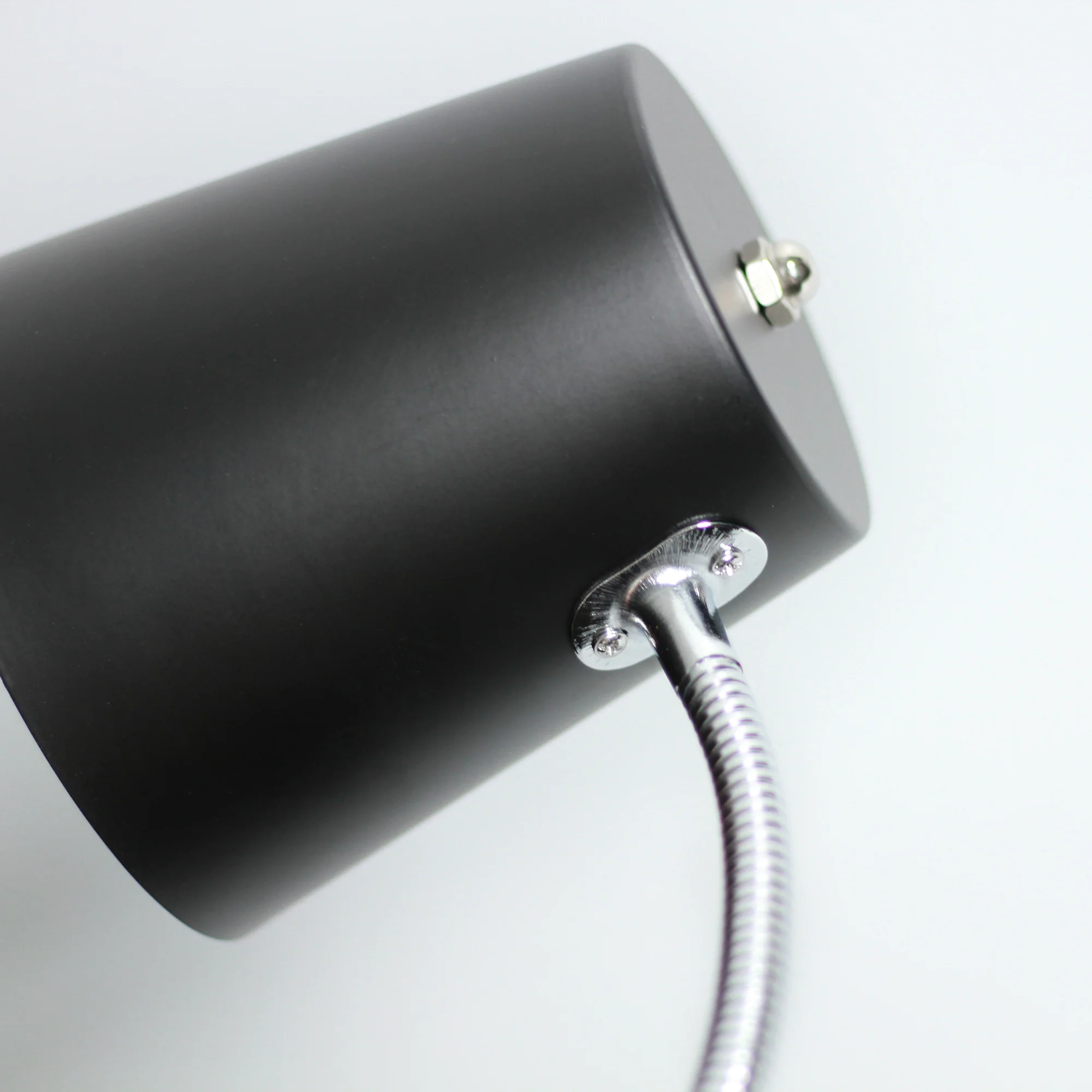 Stylish Cone Shape Metal Table Lamp - Black - Nurns