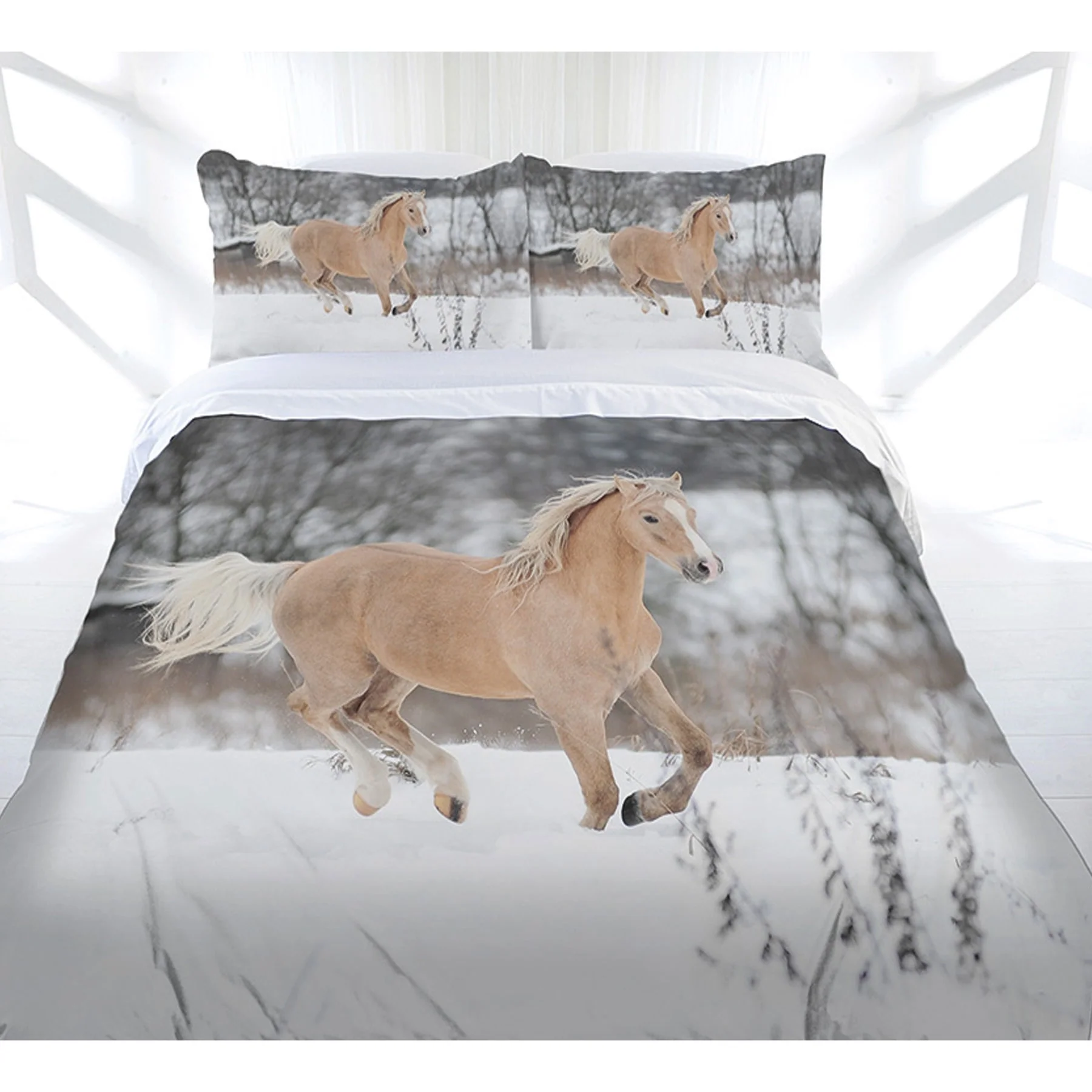 QUEEN 3-Piece Winter Gallop Quilt Cover Set - Horse Design - Nurns