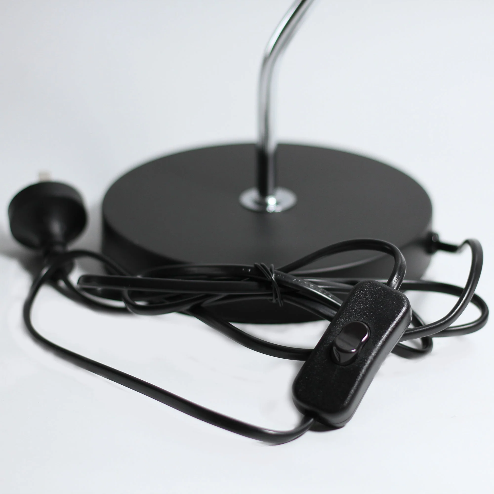 Table Lamp - Black - Nurns