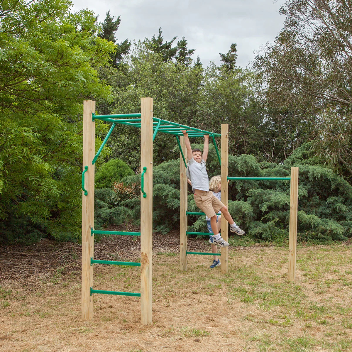 Kids Amazon 2.5m Monkey Bar Set - Nurns
