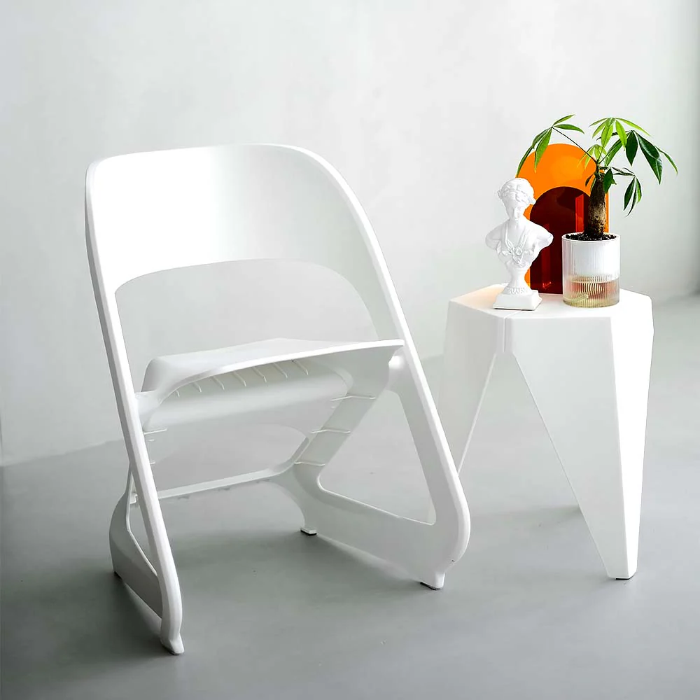 Kendall Set of 4 Dining Chairs Office Cafe Lounge Seat Stackable Plastic Leisure - White - Nurns