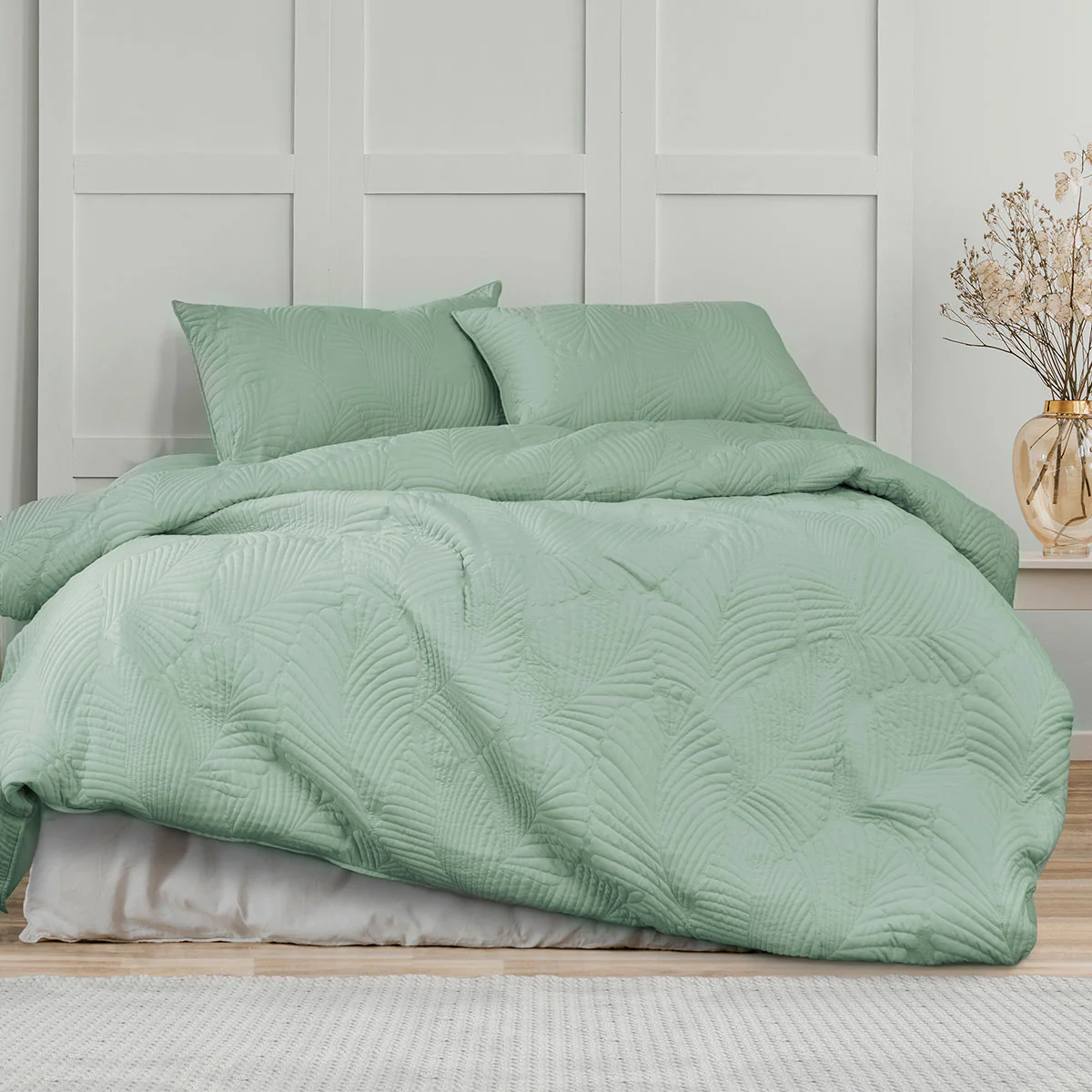 KING Quilted Quilt Cover Set - Palm Green - Nurns