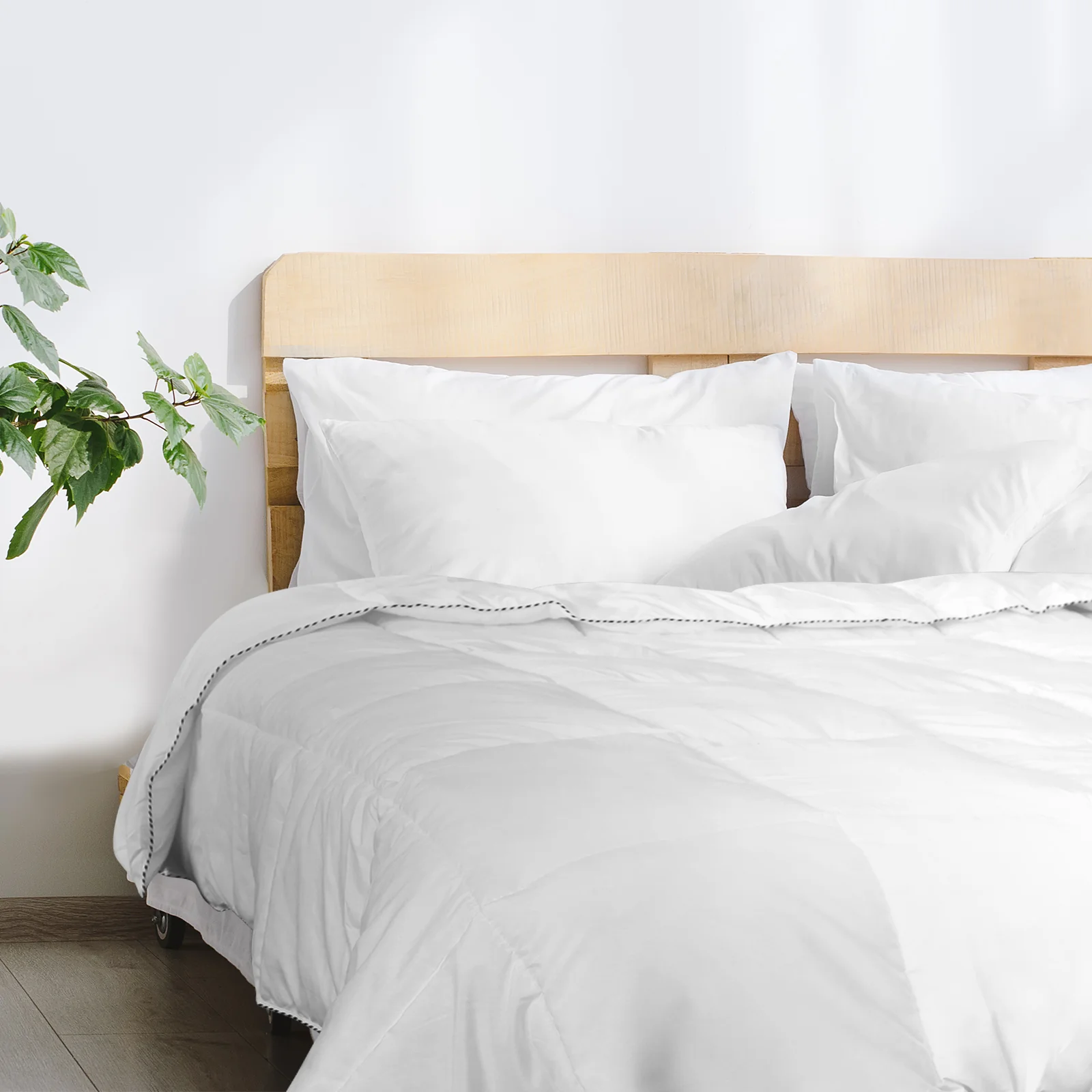 Queen Royal Comfort Bamboo Blend Quilt 250GSM Luxury Duvet 100% Cotton Cover - White - Nurns