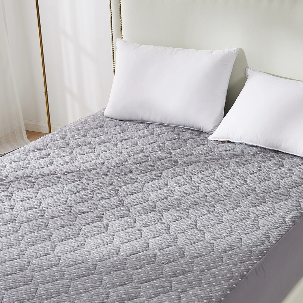 King DreamZ Mattress Protector Topper Bamboo - Nurns