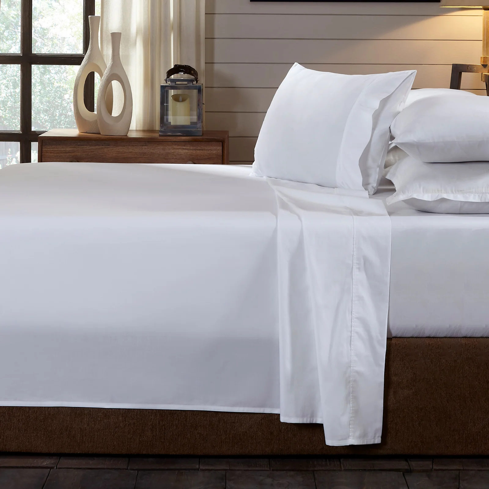 Queen Royal Comfort - 250TC 100% Organic Cotton 4-Piece Sheet Set - White - Nurns